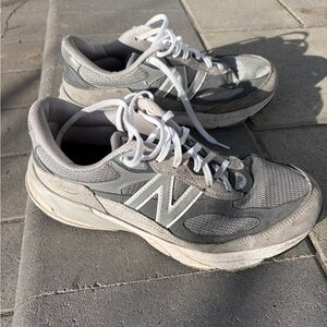 New Balance 990 shoes men’s size 9 4e (x-wide)
